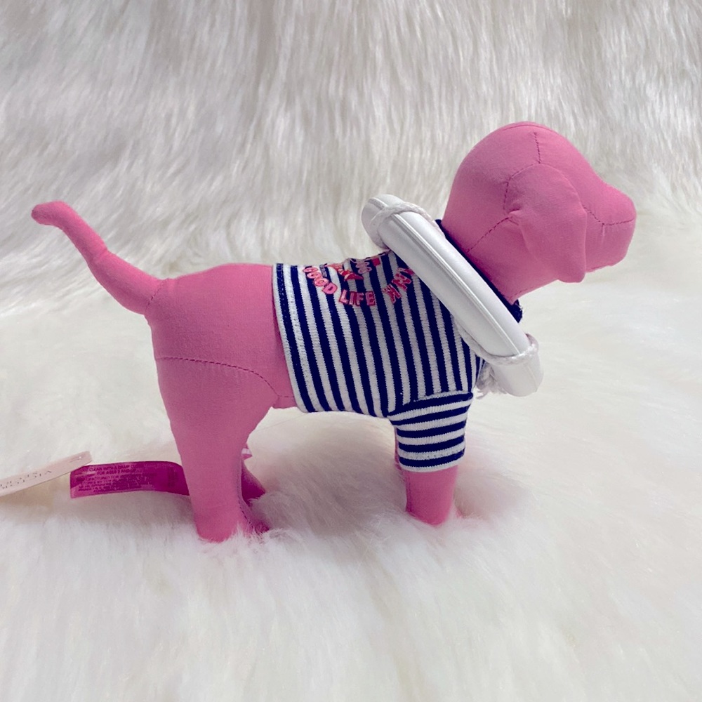 Victoria Secret S.S. PINK Plush Dog NWT Excellent Condition
